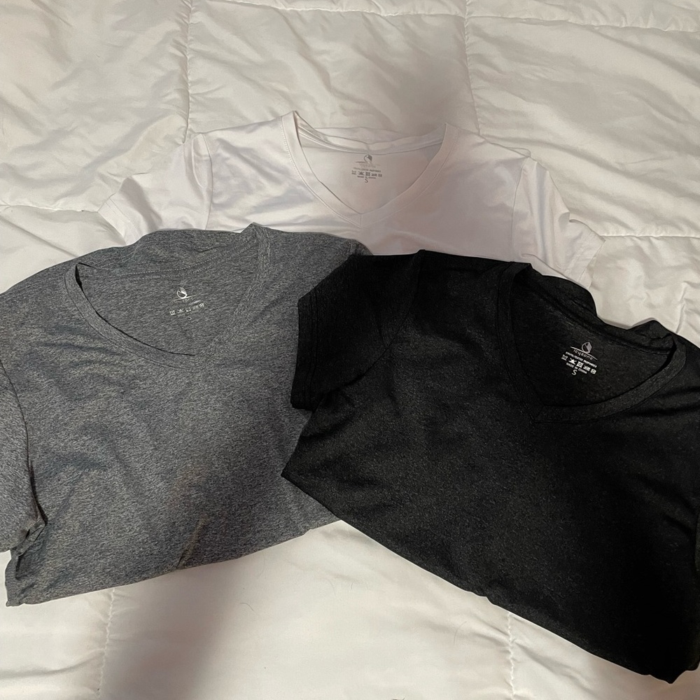 bundle of dry fit shirts